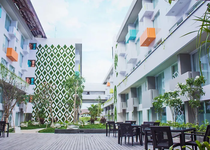 ホテル Tijili Benoa 4*
