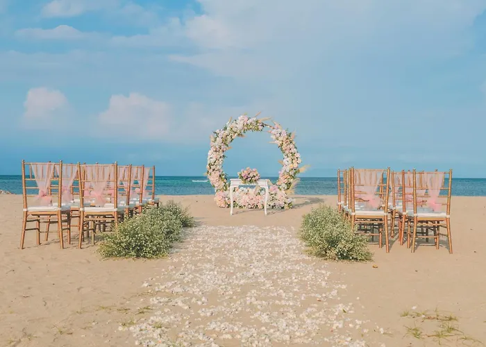 Tijili Benoa ホテル 4*