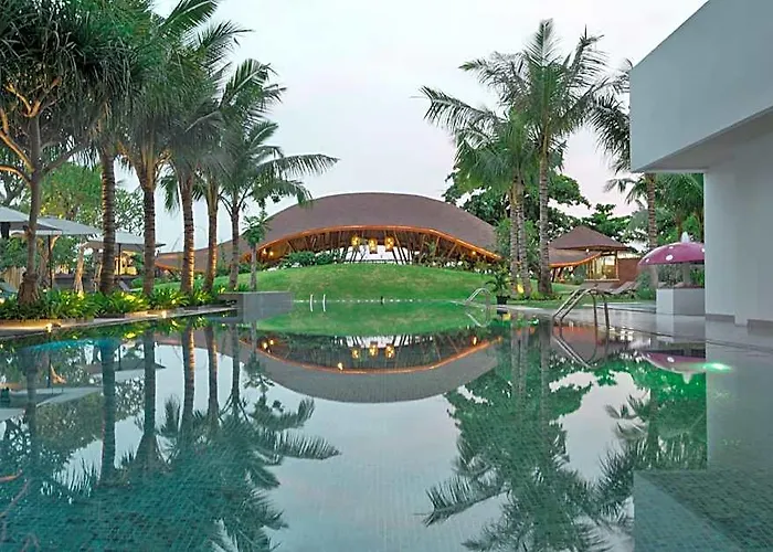 ホテル Tijili Benoa